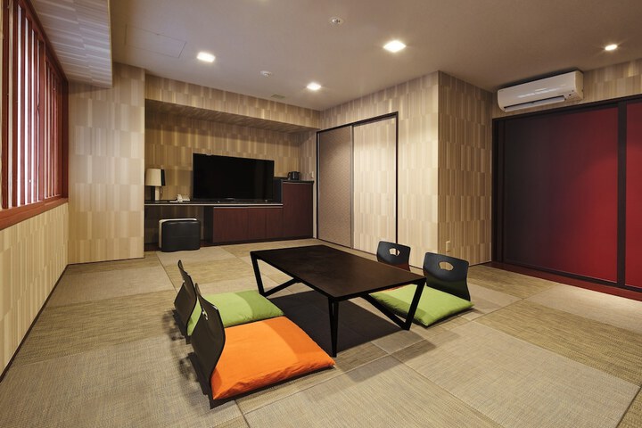 Room 9 of 59