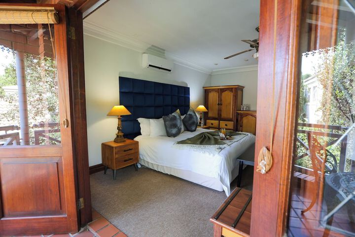 Room 12 of 33