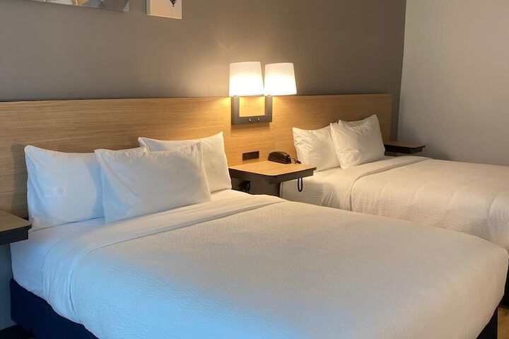 Room 13 of 54