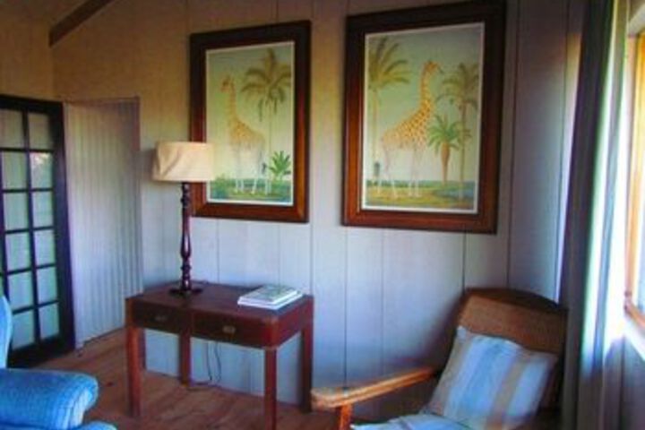Room 27 of 40