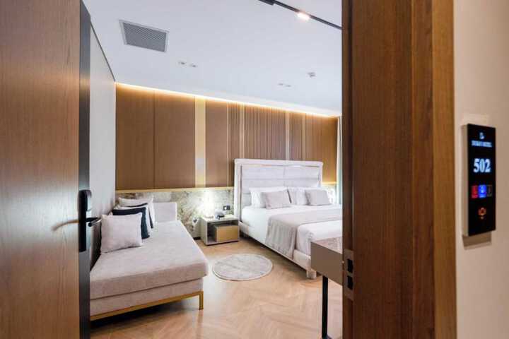 Room 107 of 265