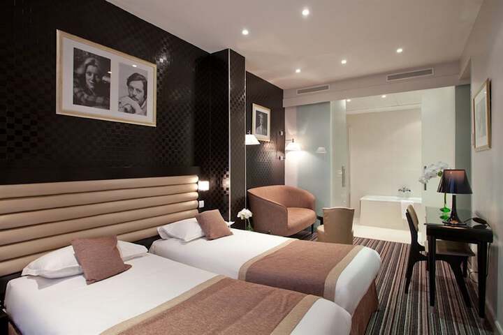 Room 8 of 32