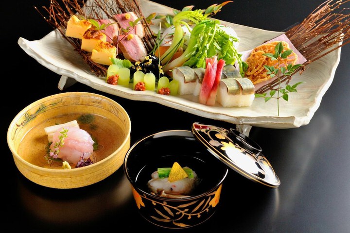 Dining Photos