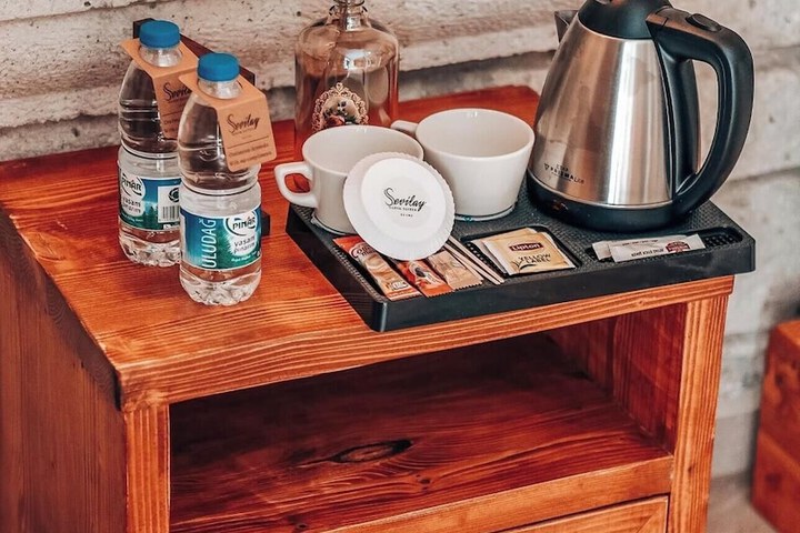 Breakfast/Coffee Service 18 of 41