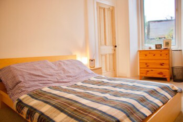 Room 14 of 17