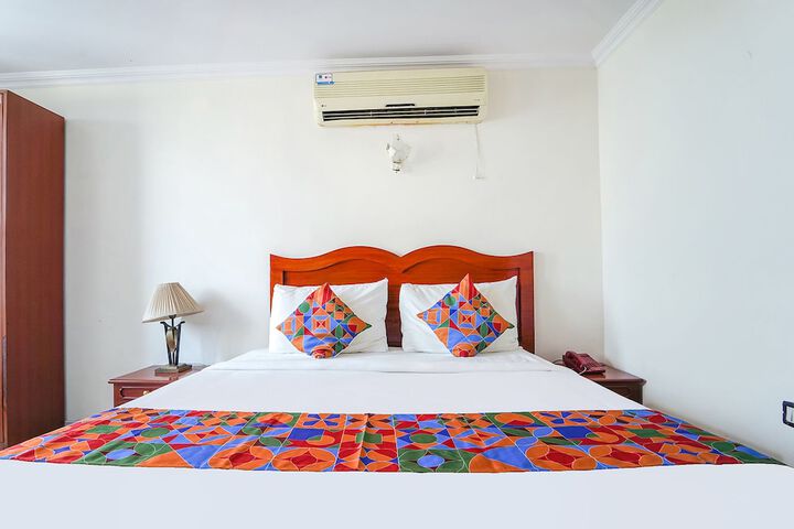Room 12 of 36