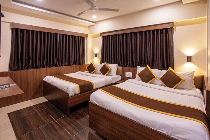 Room 15 of 22
