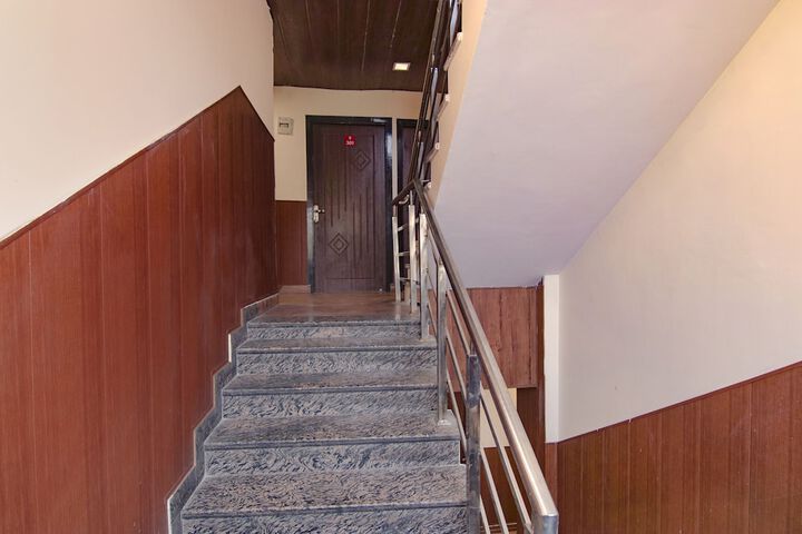 Hotel Interior 6 of 29