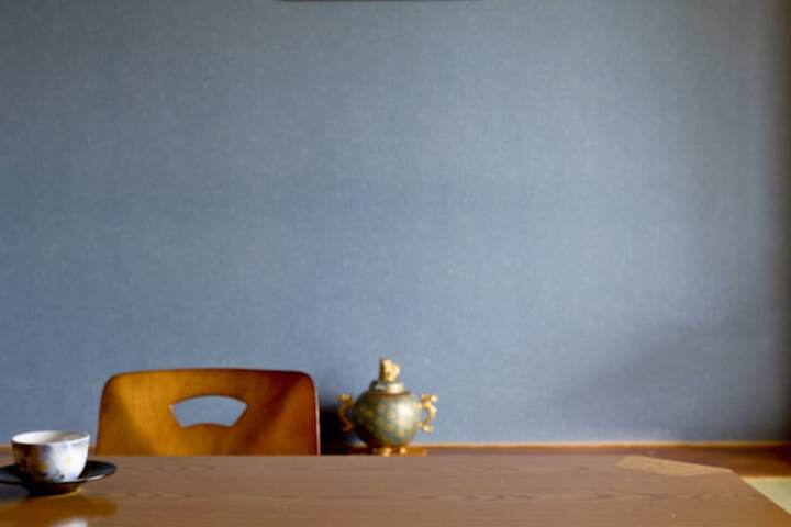 Room 8 of 37