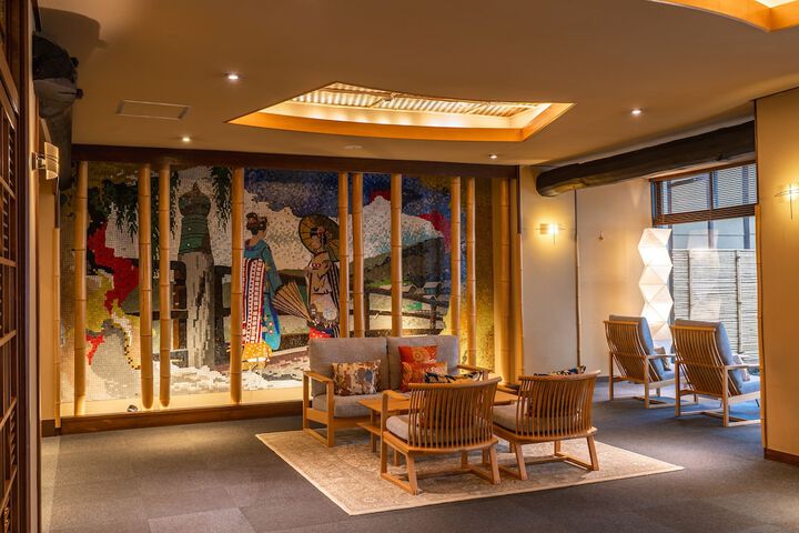 Lobby Entry