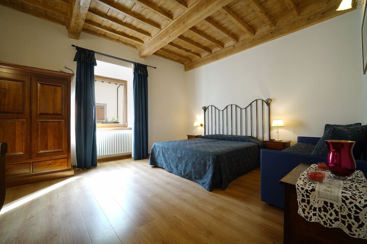 Room 15 of 69