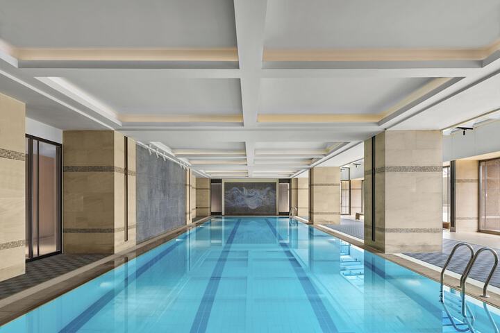 Pool 35 of 52