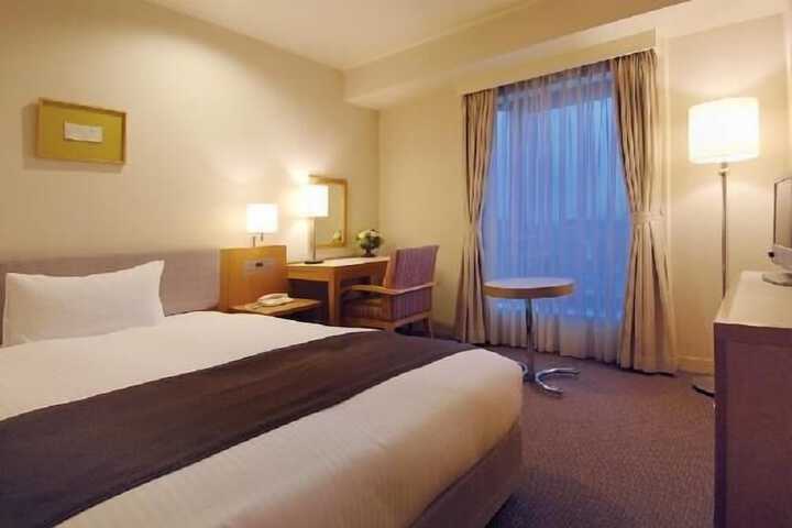 Room 17 of 108