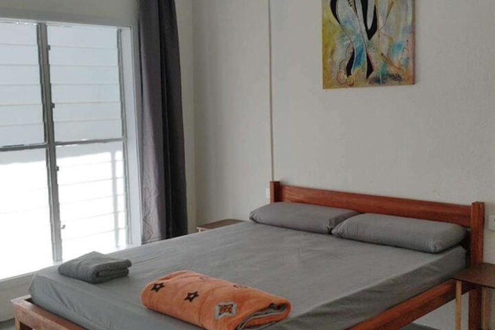 Port Vila airport hotel