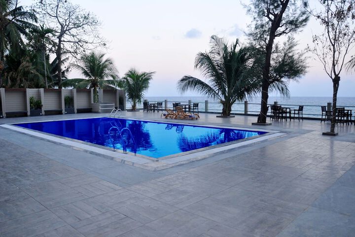 Pool 43 of 68