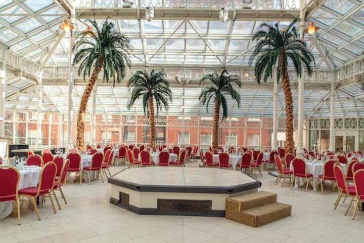 Business Center 140 of 146