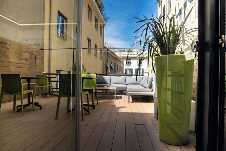 Terrace/Patio 30 of 50