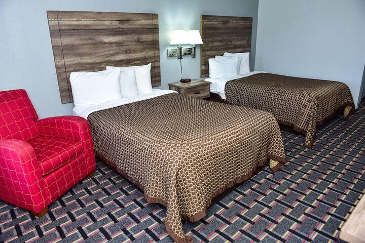 1 Double Bed Accessible (6 of 14)