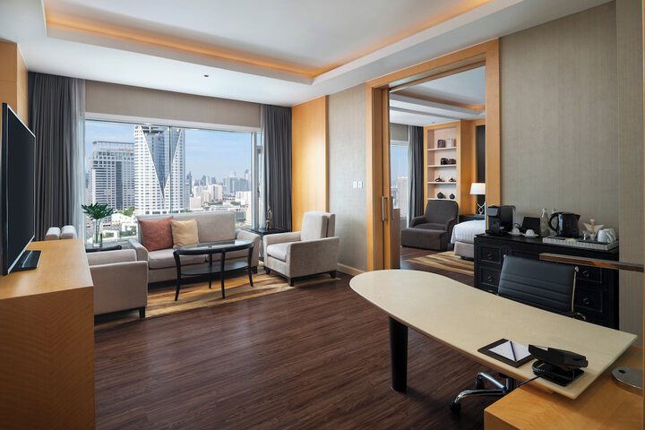 Room 71 of 277