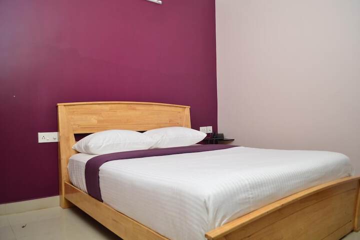 Room 8 of 29