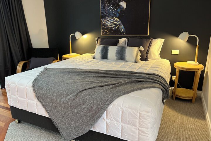 Room 16 of 43