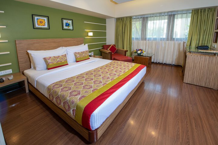 Room 10 of 21