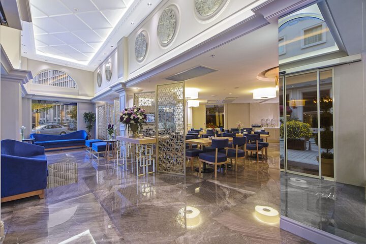 Hotel Lobby