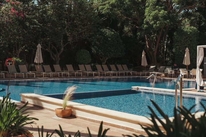 Pool Hotel