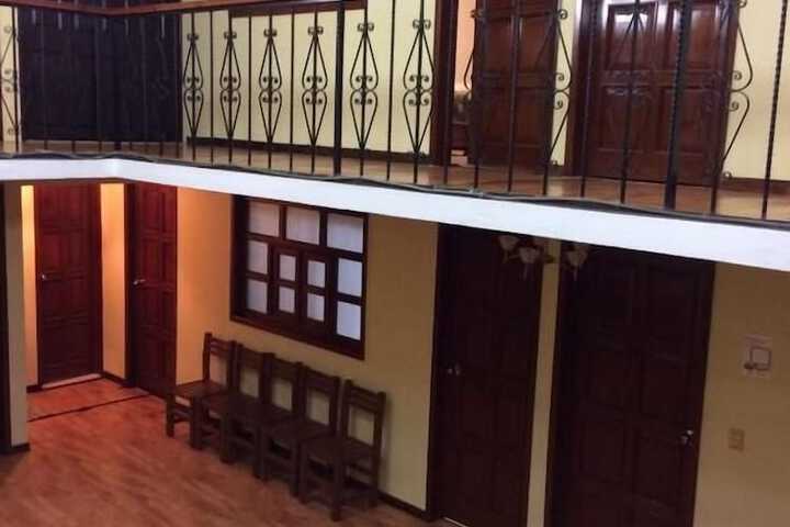 Ballroom/Hall 36 of 41