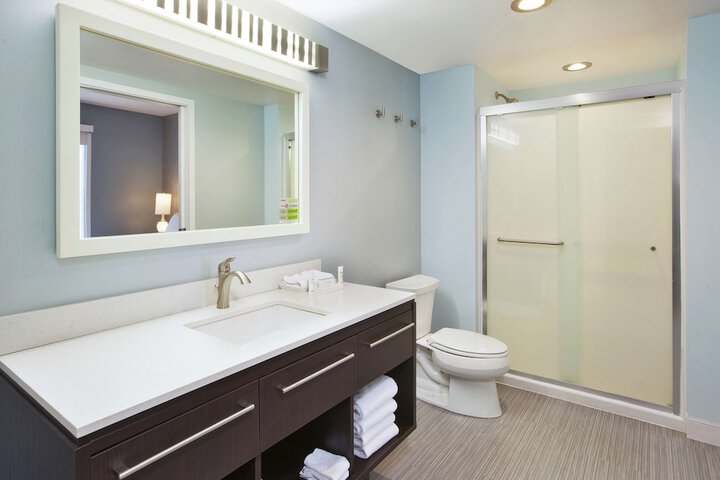 Bathroom shower