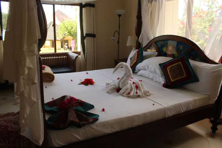 Room 27 of 51