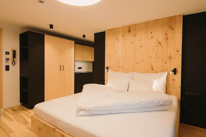 Room 30 of 117