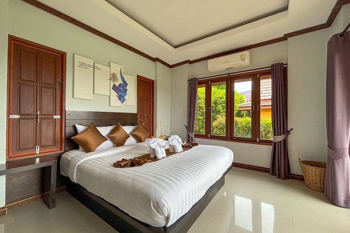 Room 28 of 118
