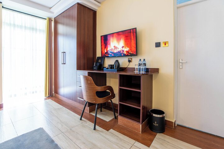 Room 17 of 51