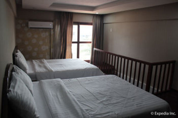 Room 55 of 79