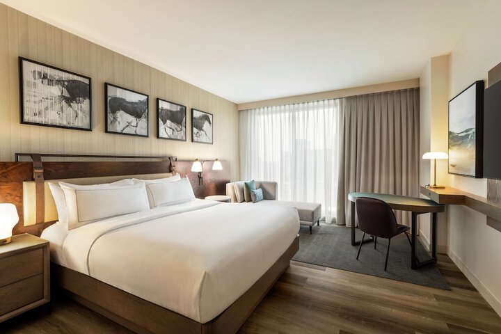 Room 30 of 129
