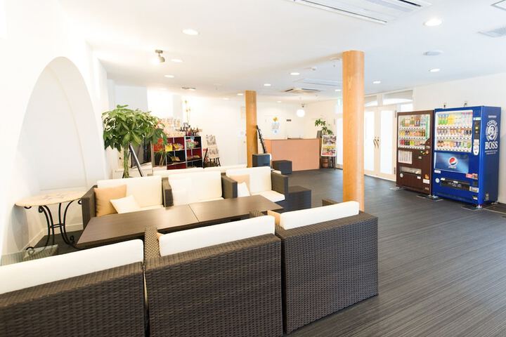 Guest Lobby
