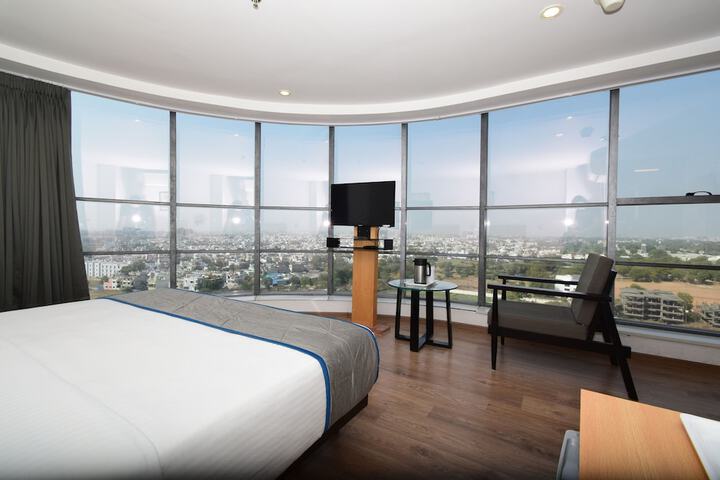 Room 26 of 61