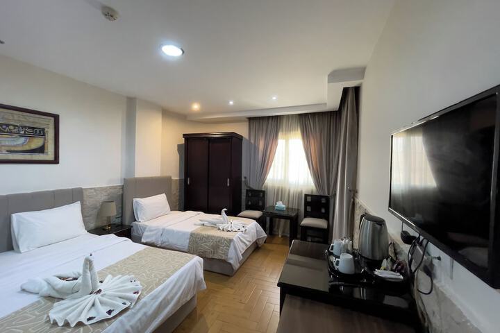 Room 158 of 340