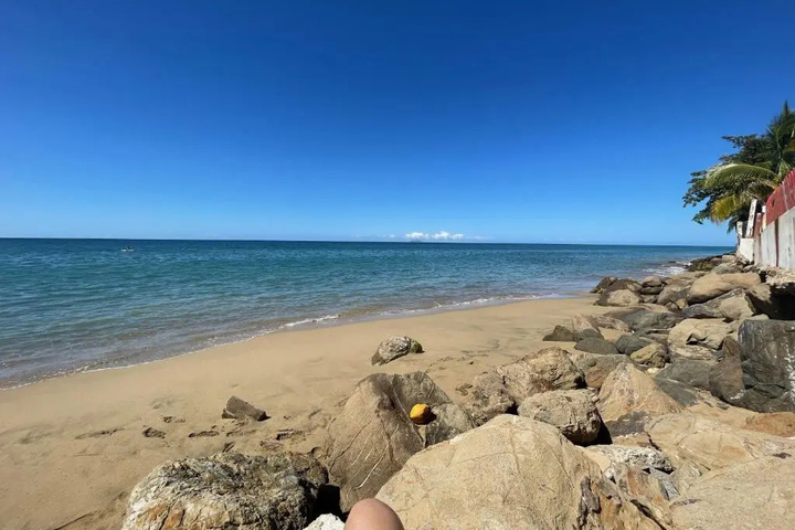 Beach 9 of 14