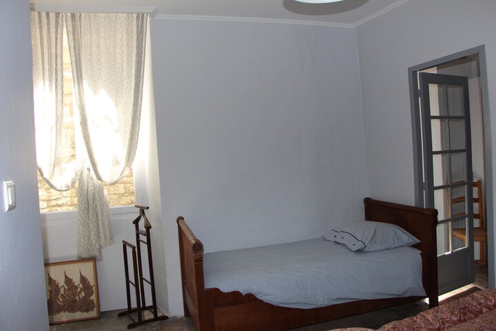 Room 8 of 36