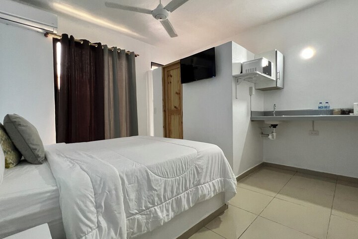 Room 11 of 29