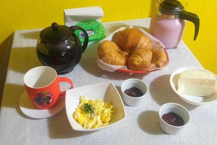 Breakfast/Coffee Service 23 of 27
