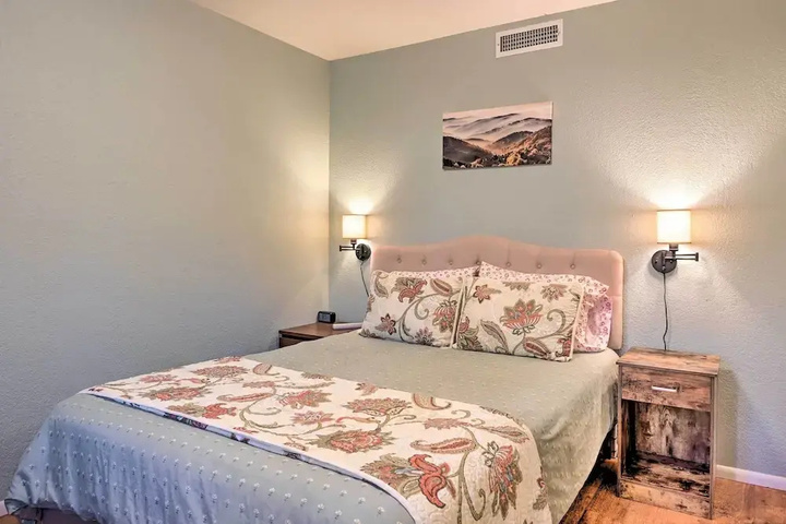Exterior of Flagstaff Retreat w / Large Yard Balcony & Views!