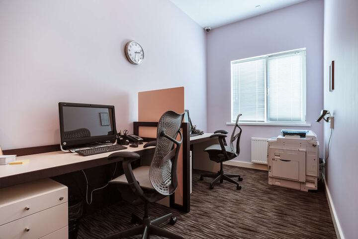 Business Center 57 of 59