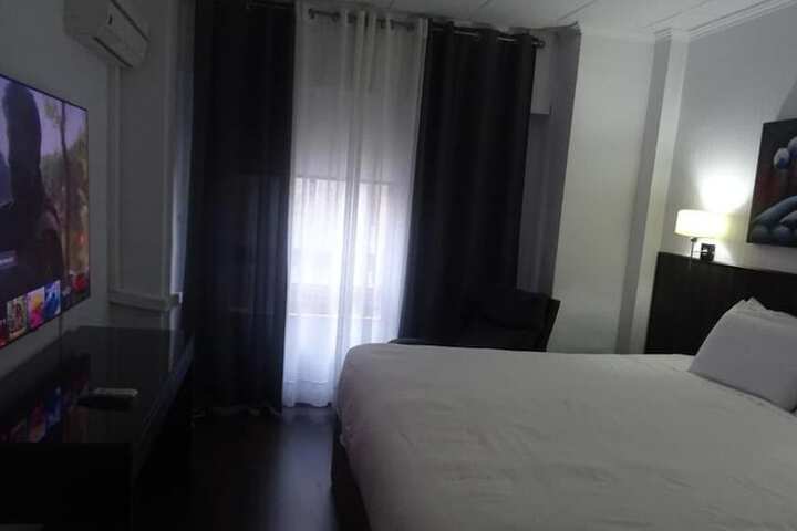 Room 19 of 32