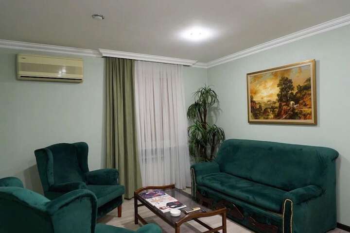 Room 35 of 50