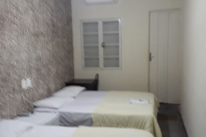 Room 42 of 98