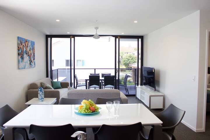 Room 10 of 42
