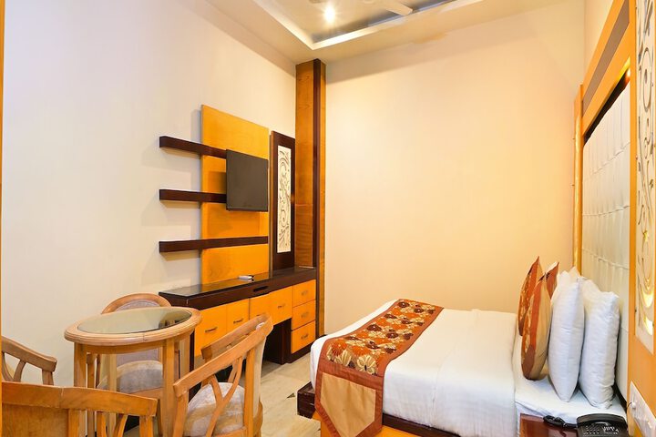 Room 14 of 59